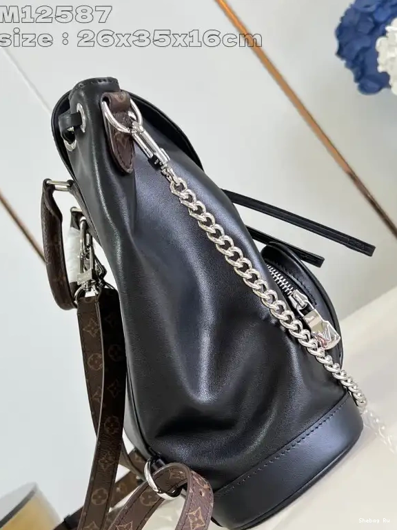 LOUIS Montsouris VUITTON PM-26*35.5*16CM 0624